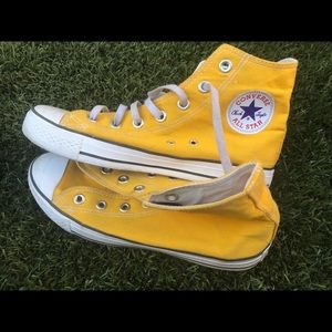 Converse All Star Chuck Taylor Yellow High Tops